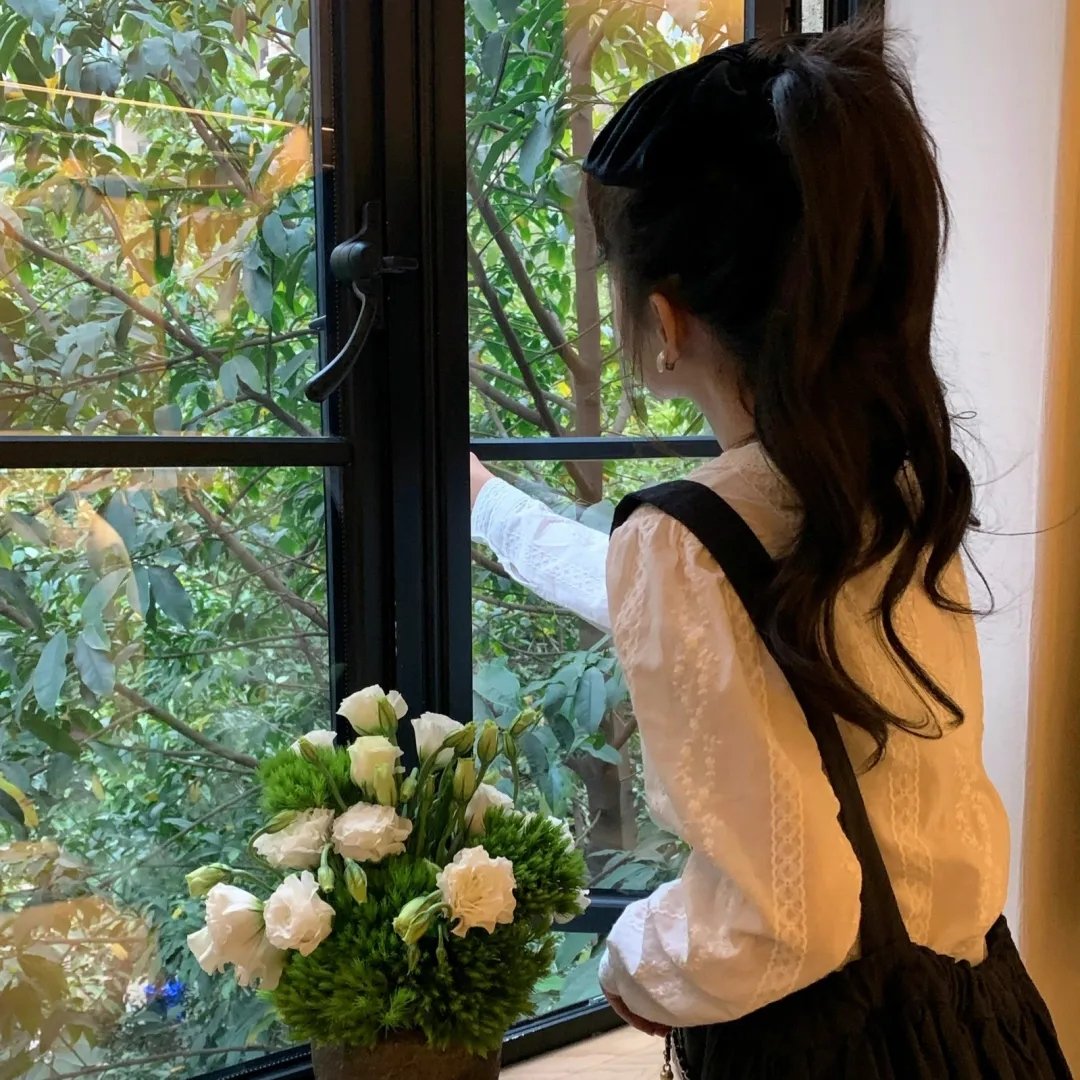 噢,亲爱的莫妮卡